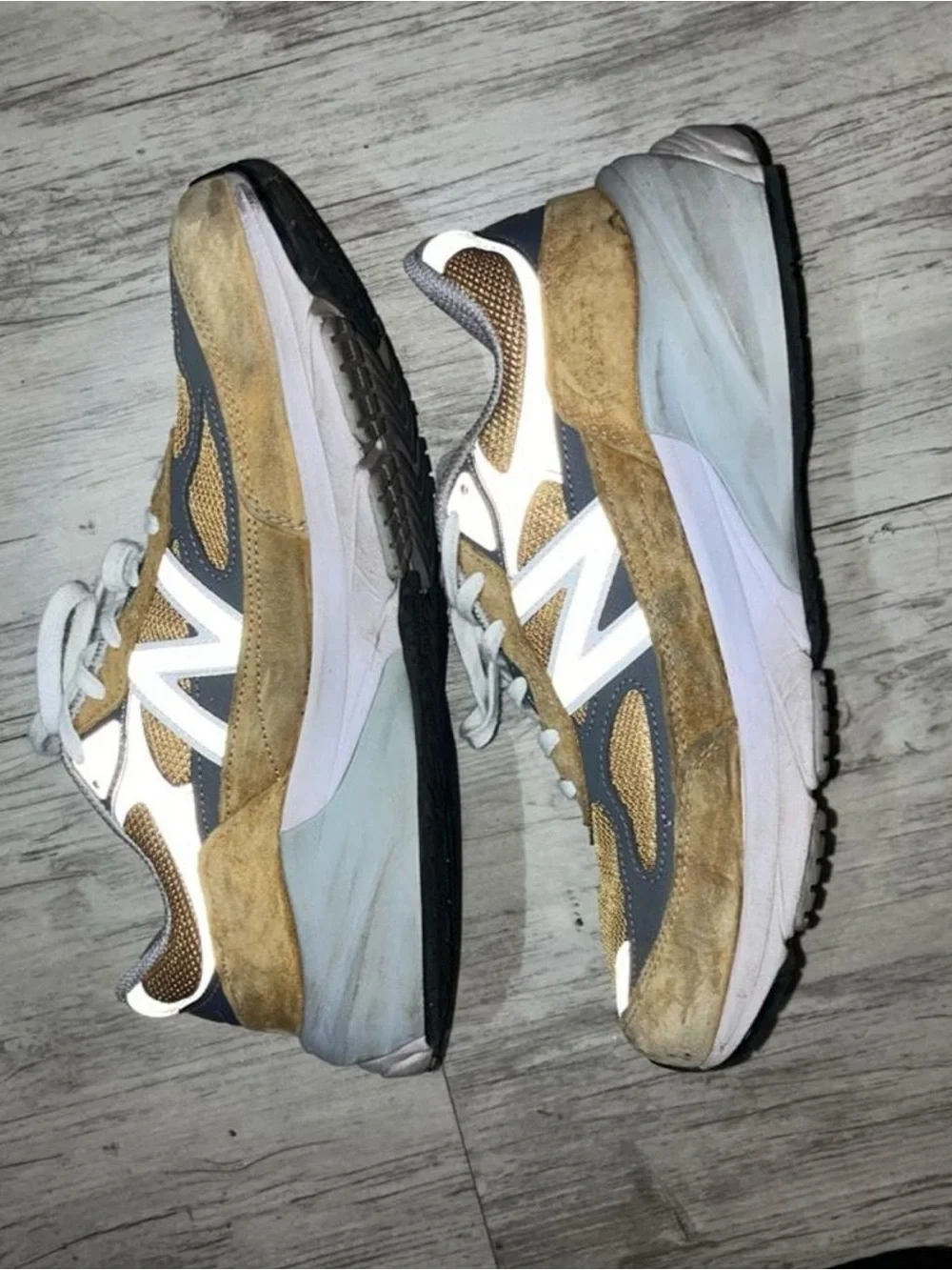 New Balance 990v6 sneakers in yellow